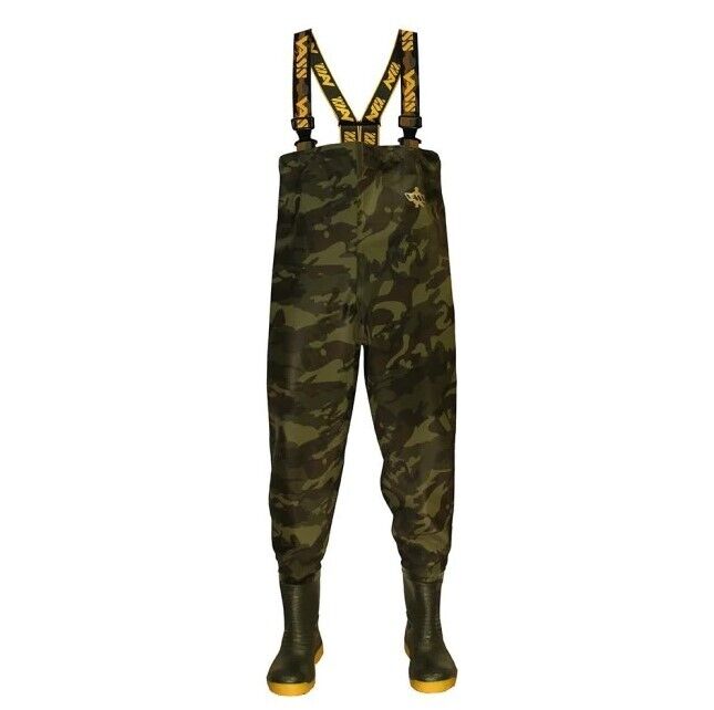 VASS Camo Chest Waders 785-70E Limited Edition size 7 VASS Camo Chest Waders 785-70E Limited Edition size 7